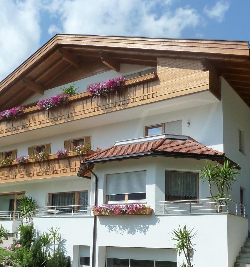Pramstaller Apartments Сан-Лоренцо-ди-Себато Экстерьер фото
